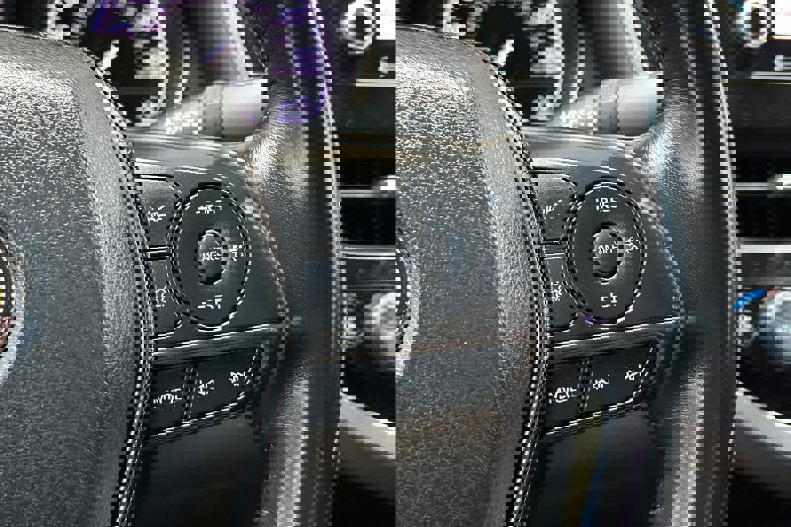 Used 2022 Toyota Camry SE image 25