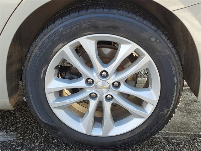 Used 2016 Chevrolet Malibu LT w/ Driver Confidence Package image 31