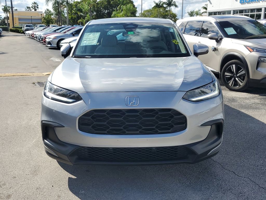 Used 2024 Honda HR-V LX image 2