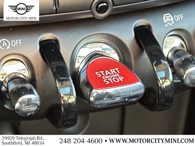 Certified 2024 MINI Cooper 4-Door Hardtop FWD image 30