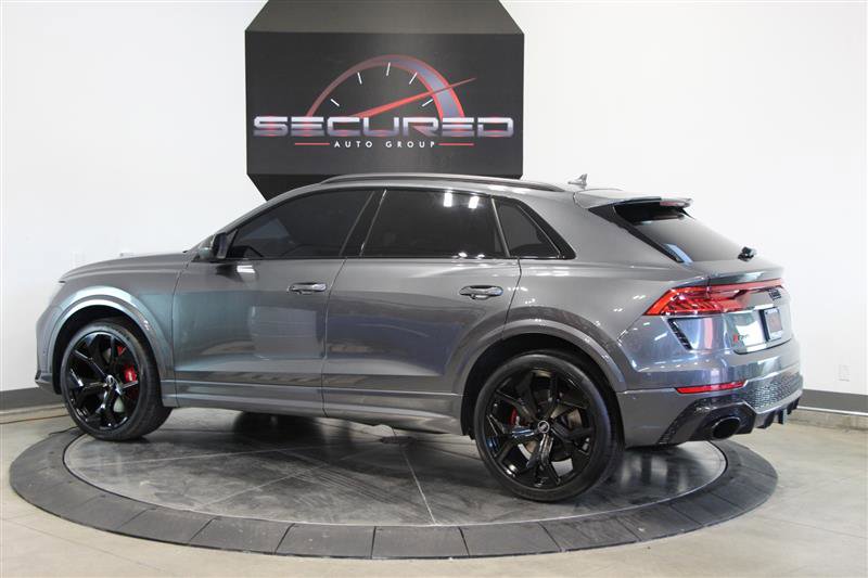 Used 2022 Audi RS Q8 w/ Carbon Optic Package image 8