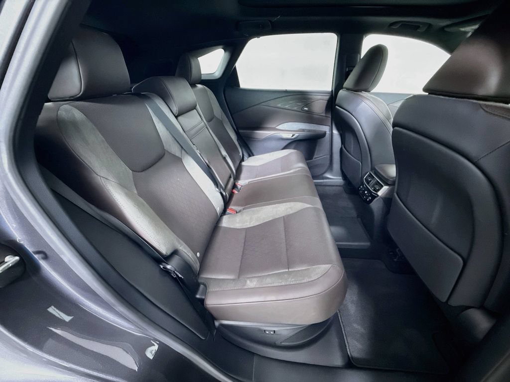 Certified 2025 Lexus RX 450h AWD w/ Convenience Package image 28