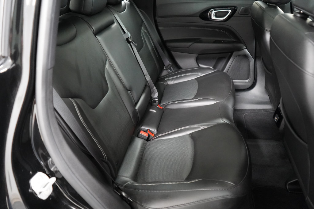 Used 2022 Jeep Compass High Altitude AWD/4WD image 19