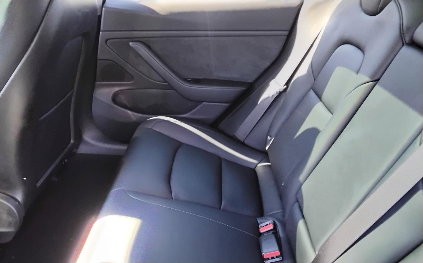 Used 2018 Tesla Model 3 Long Range image 20