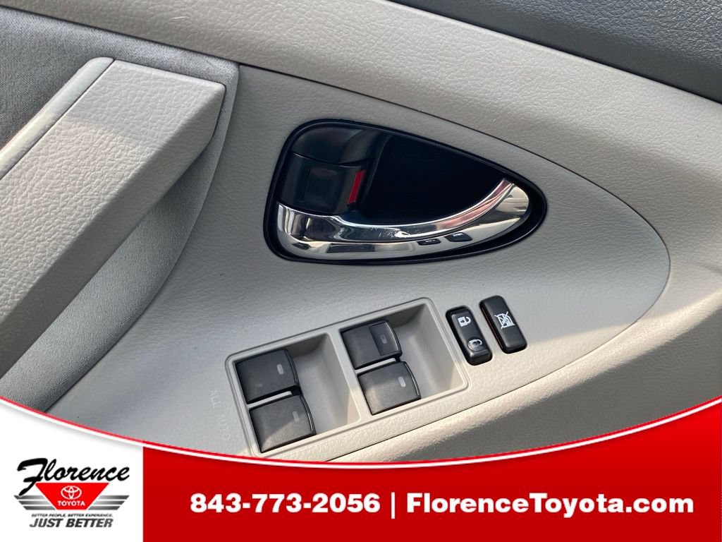 Used 2010 Toyota Camry FWD image 20
