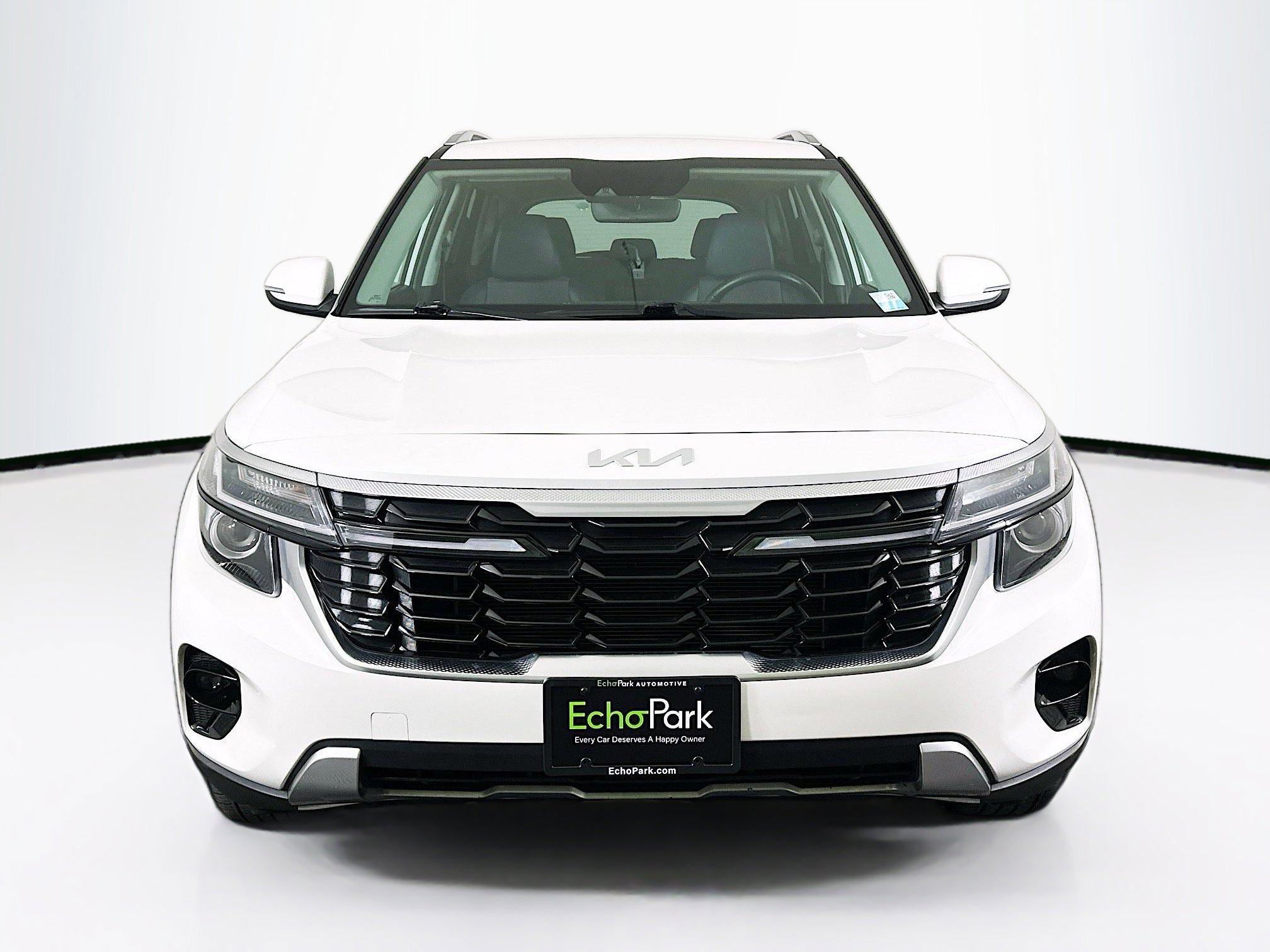 Used 2024 Kia Seltos S image 2