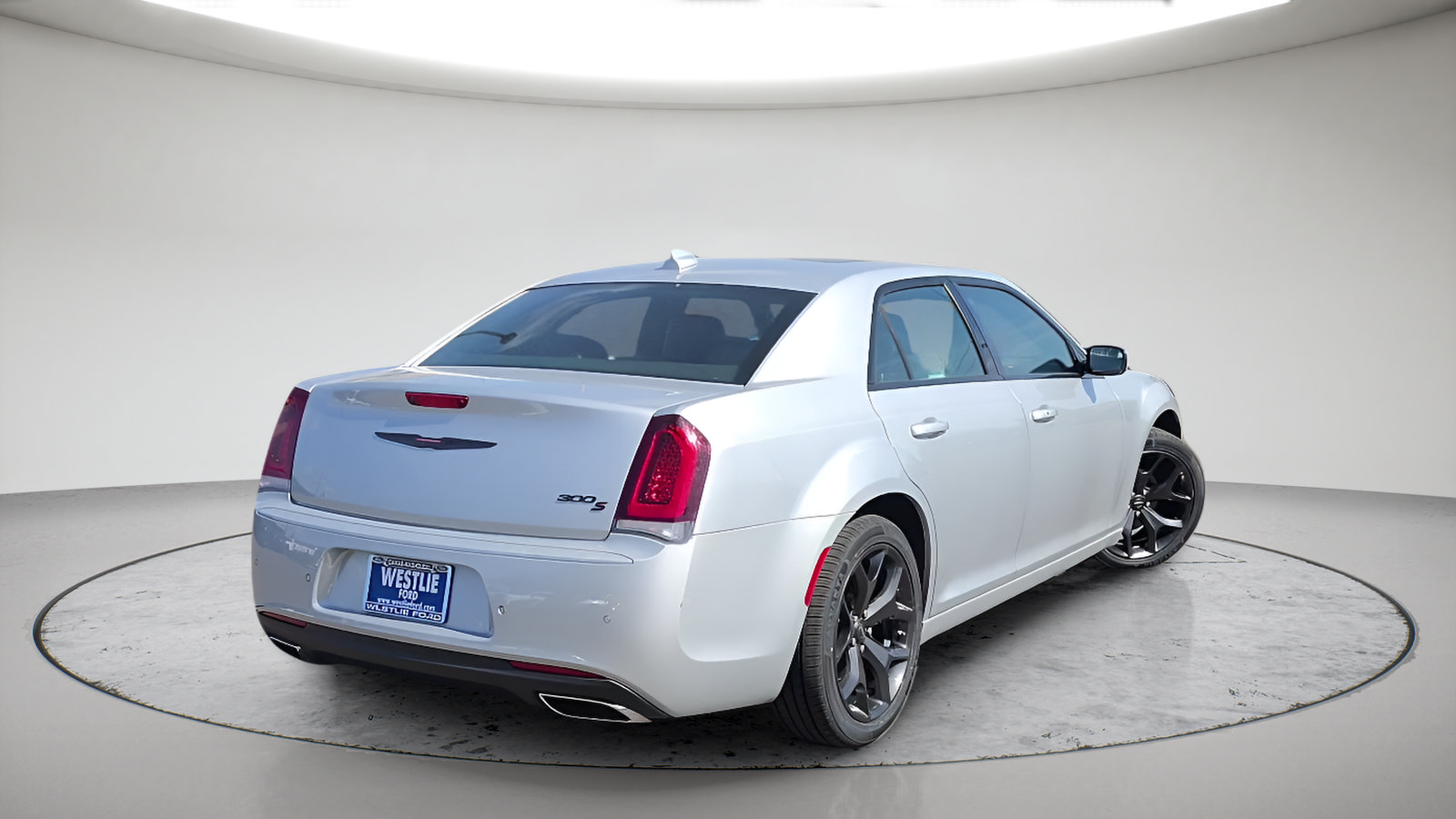 Used 2022 Chrysler 300 S RWD image 7