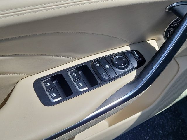 Used 2023 Kia Stinger GT2 RWD image 18
