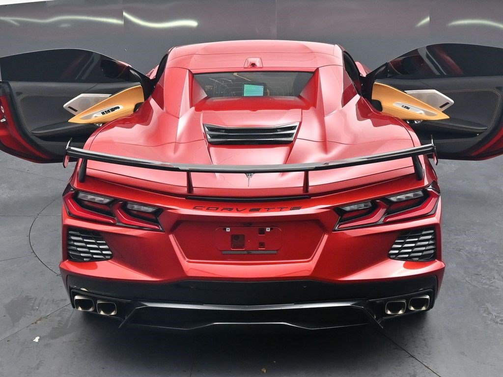 Used 2024 Chevrolet Corvette Stingray Preferred Conv w/ Battery Protection Package RWD image 39