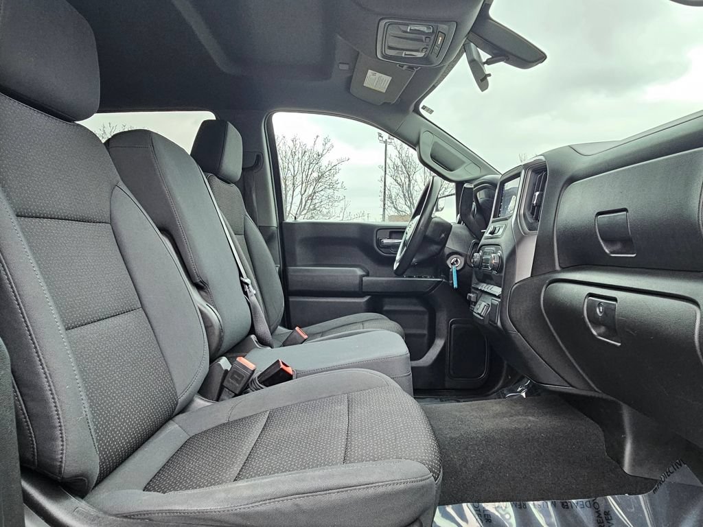 Used 2020 Chevrolet Silverado 1500 Custom w/ Custom Value Package AWD/4WD image 22