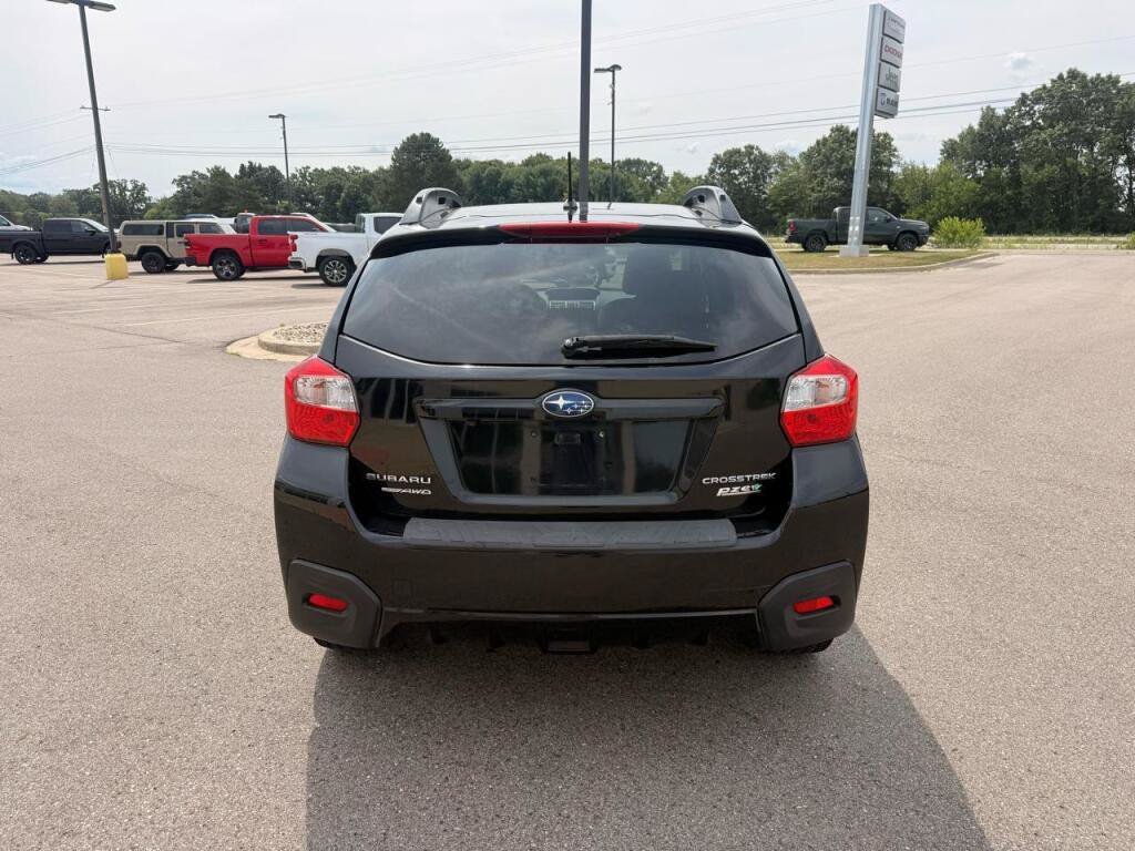 Used 2017 Subaru Crosstrek 2.0i Premium AWD/4WD image 4