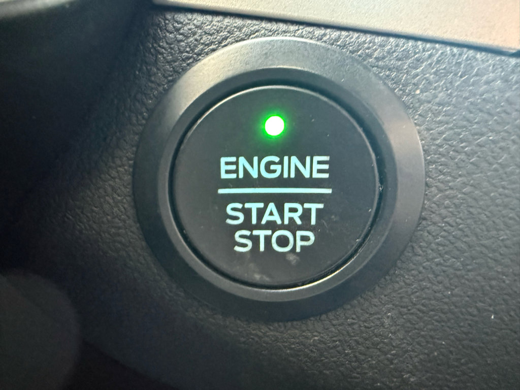 Used 2020 Ford Escape SEL image 16