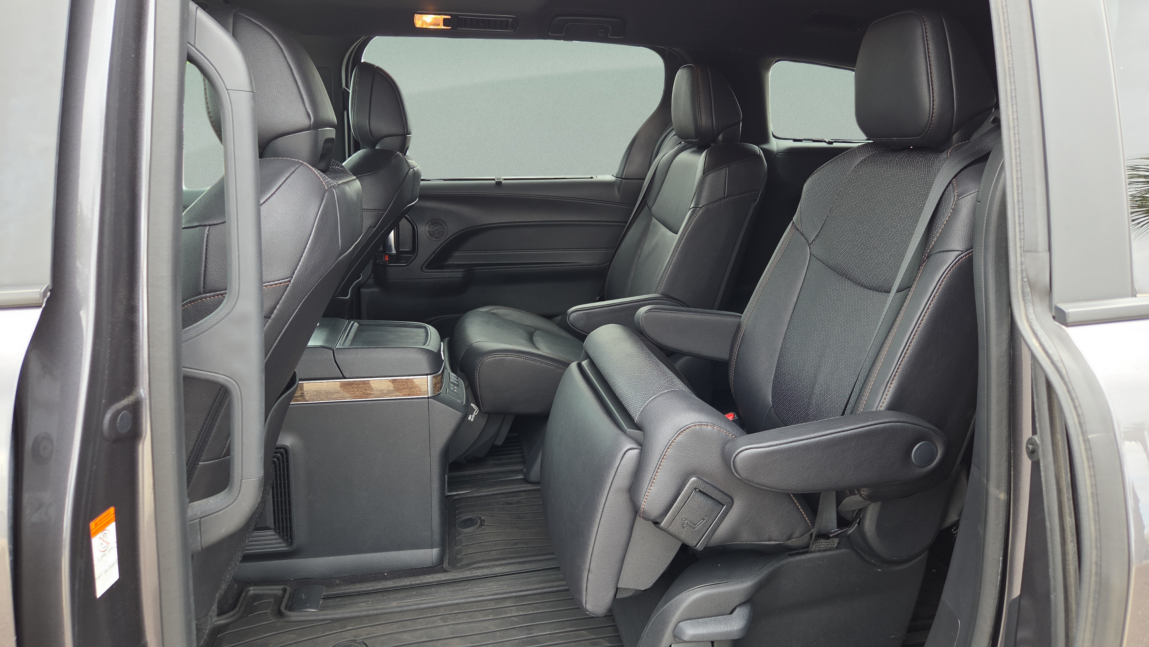 Certified 2025 Toyota Sienna Platinum AWD/4WD image 12