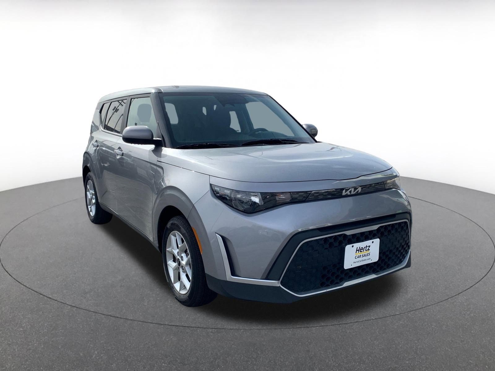 Used 2025 Kia Soul LX w/ LX Technology Package image 1