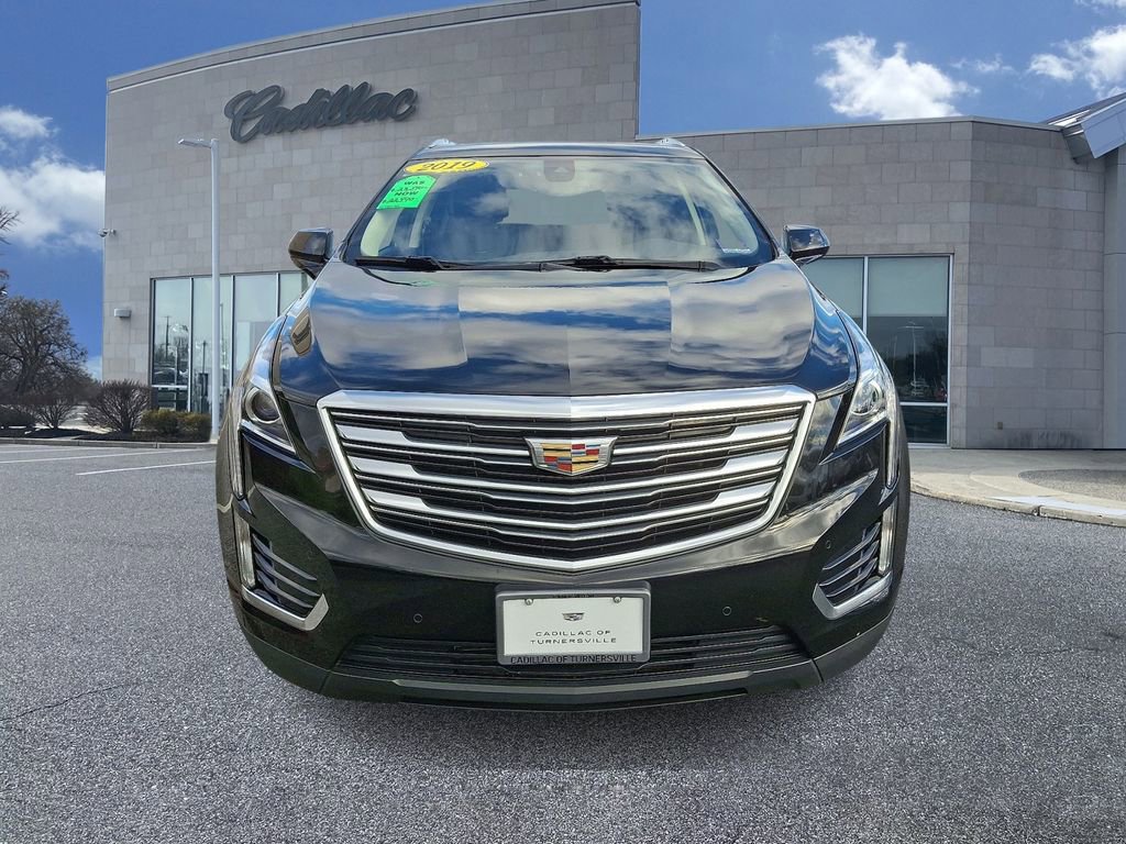 Used 2019 Cadillac XT5 Luxury image 2
