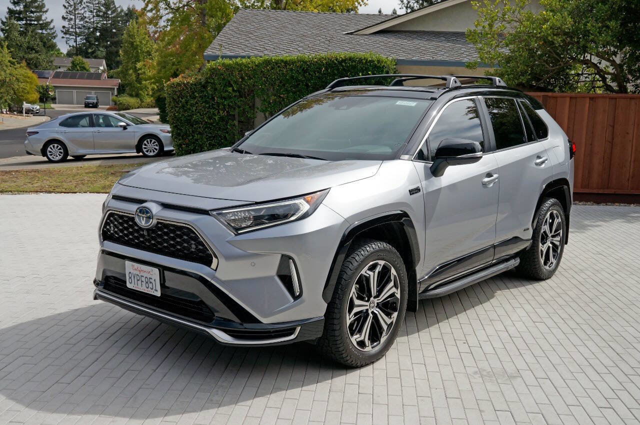 Used 2021 Toyota RAV4 XSE image 11