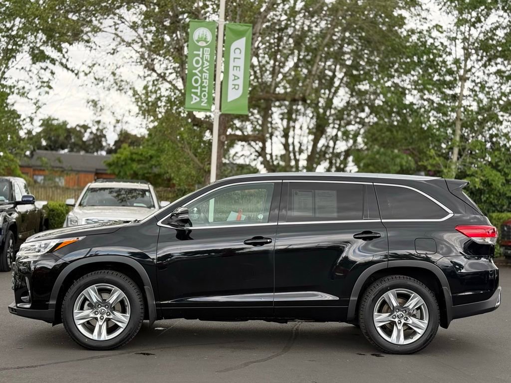 Used 2019 Toyota Highlander Limited AWD/4WD image 2