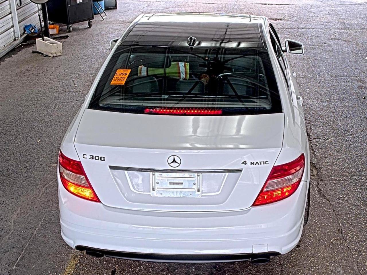 Used 2010 Mercedes-Benz C 300 4MATIC Sedan image 4