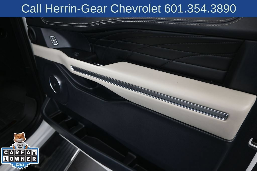 Used 2020 Ford Expedition Max Platinum RWD image 25