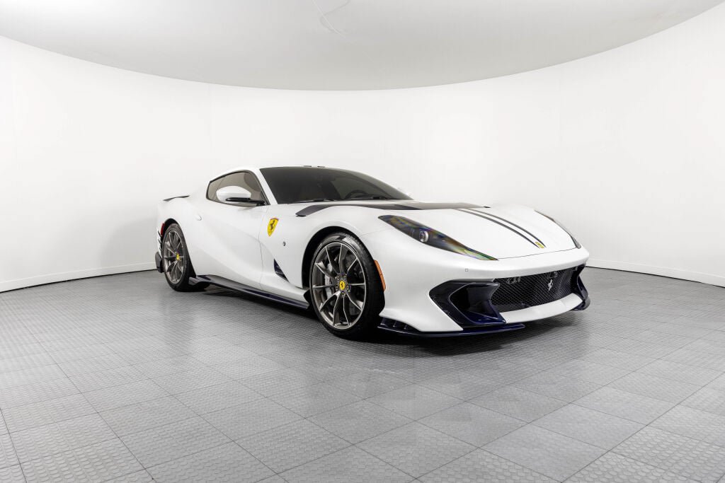 Used 2023 Ferrari 812 Competizione RWD image 12