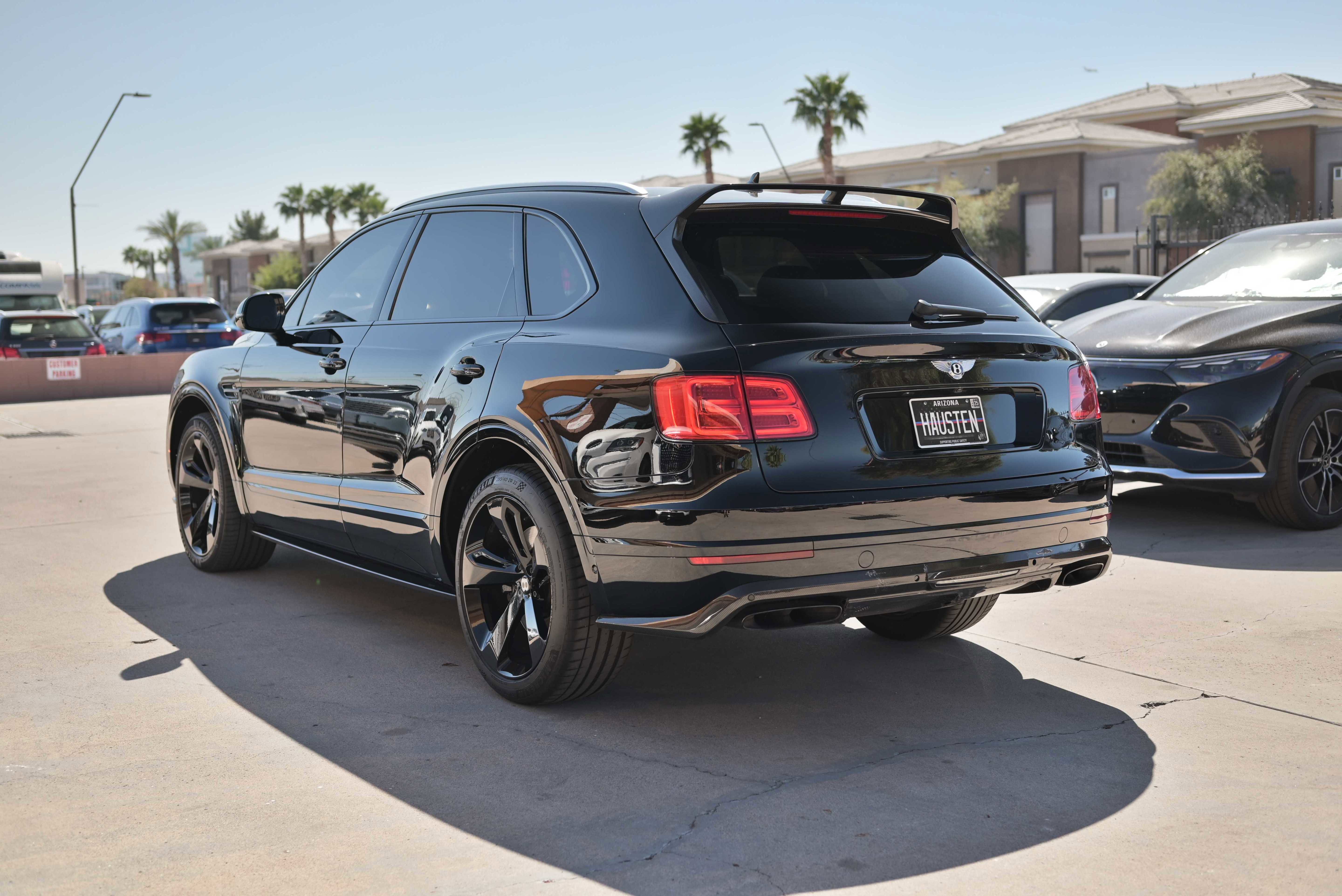 Used 2018 Bentley Bentayga AWD/4WD image 5