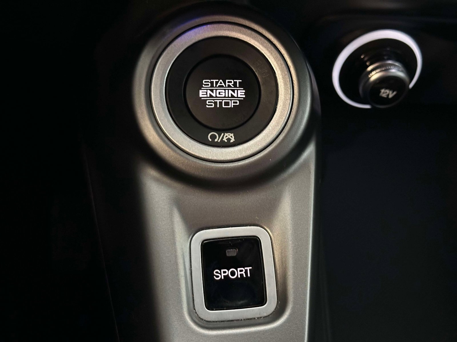 Used 2024 Dodge Hornet R/T w/ R/T Blacktop Package image 23