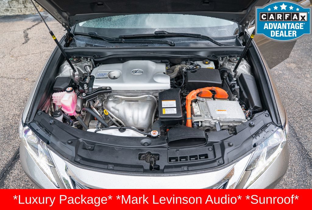 Used 2018 Lexus ES 300h FWD image 34