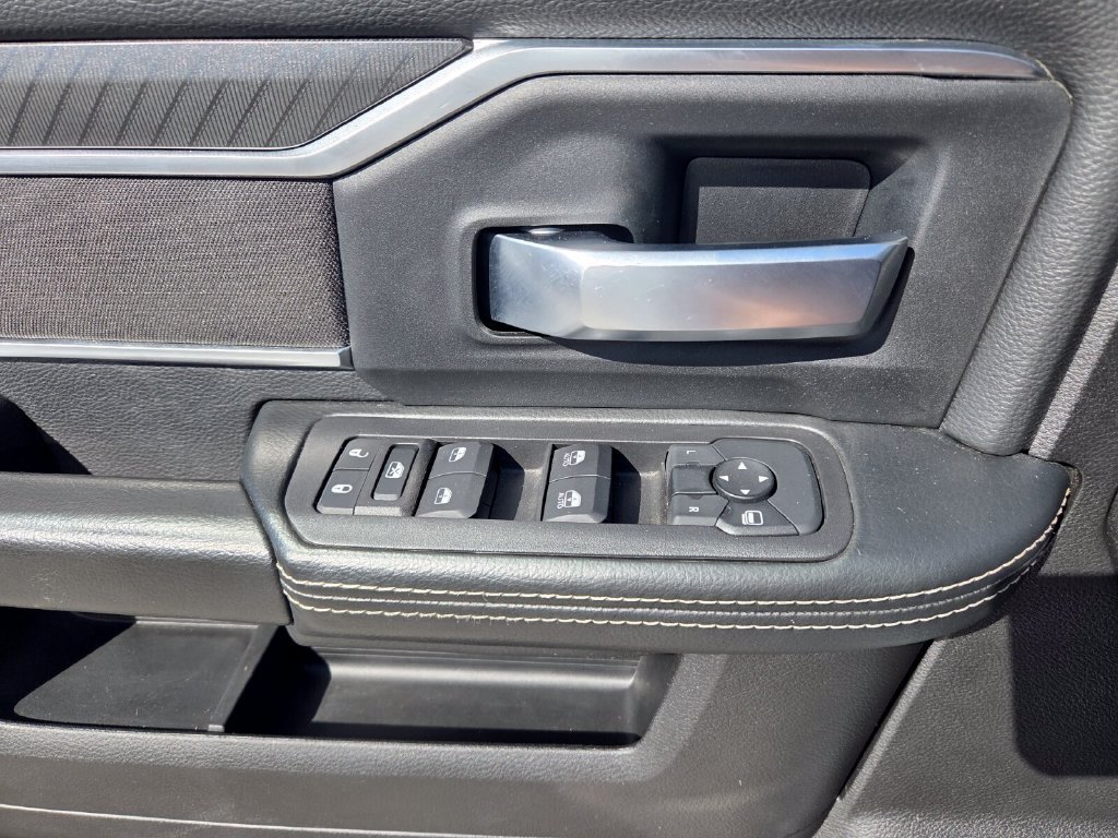 Used 2025 RAM 2500 Big Horn AWD/4WD image 24