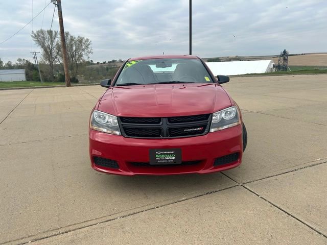 Used 2013 Dodge Avenger SE w/ Blacktop Pkg FWD image 3