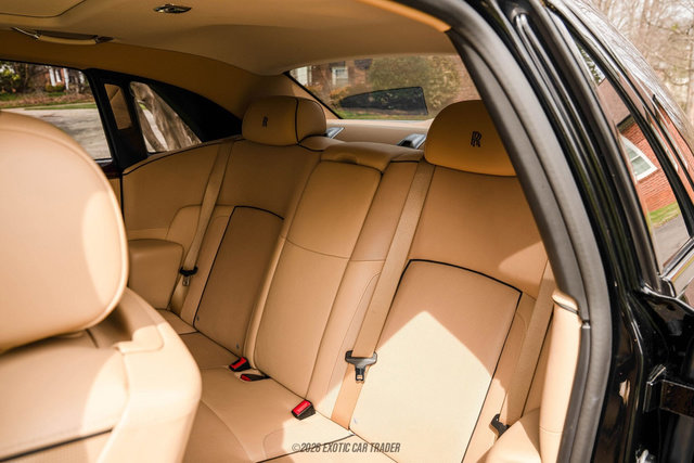 Used 2014 Rolls-Royce Ghost image 53