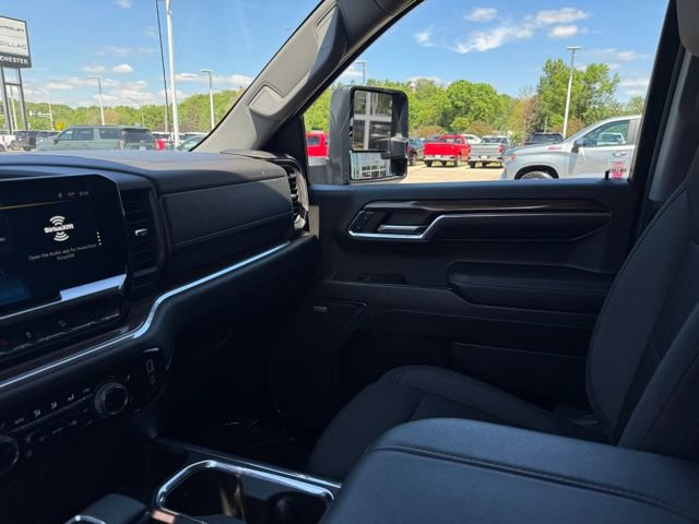 Certified 2024 Chevrolet Silverado 1500 RST w/ Convenience Package II AWD/4WD image 20