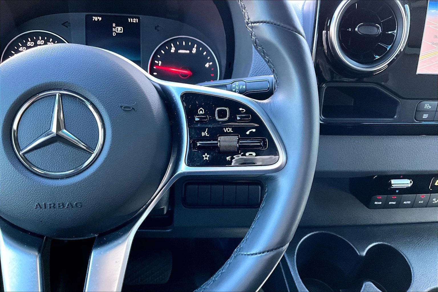 Used 2024 Mercedes-Benz Sprinter 2500 image 19