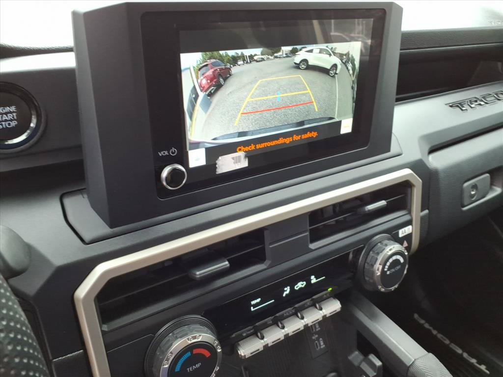 Used 2024 Toyota Tacoma SR AWD/4WD image 37
