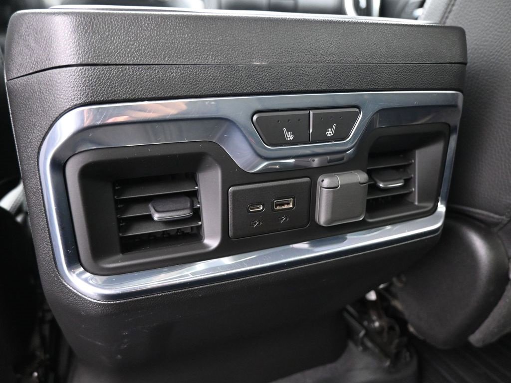 Used 2020 GMC Sierra 3500 Denali w/ Denali Ultimate Package image 22