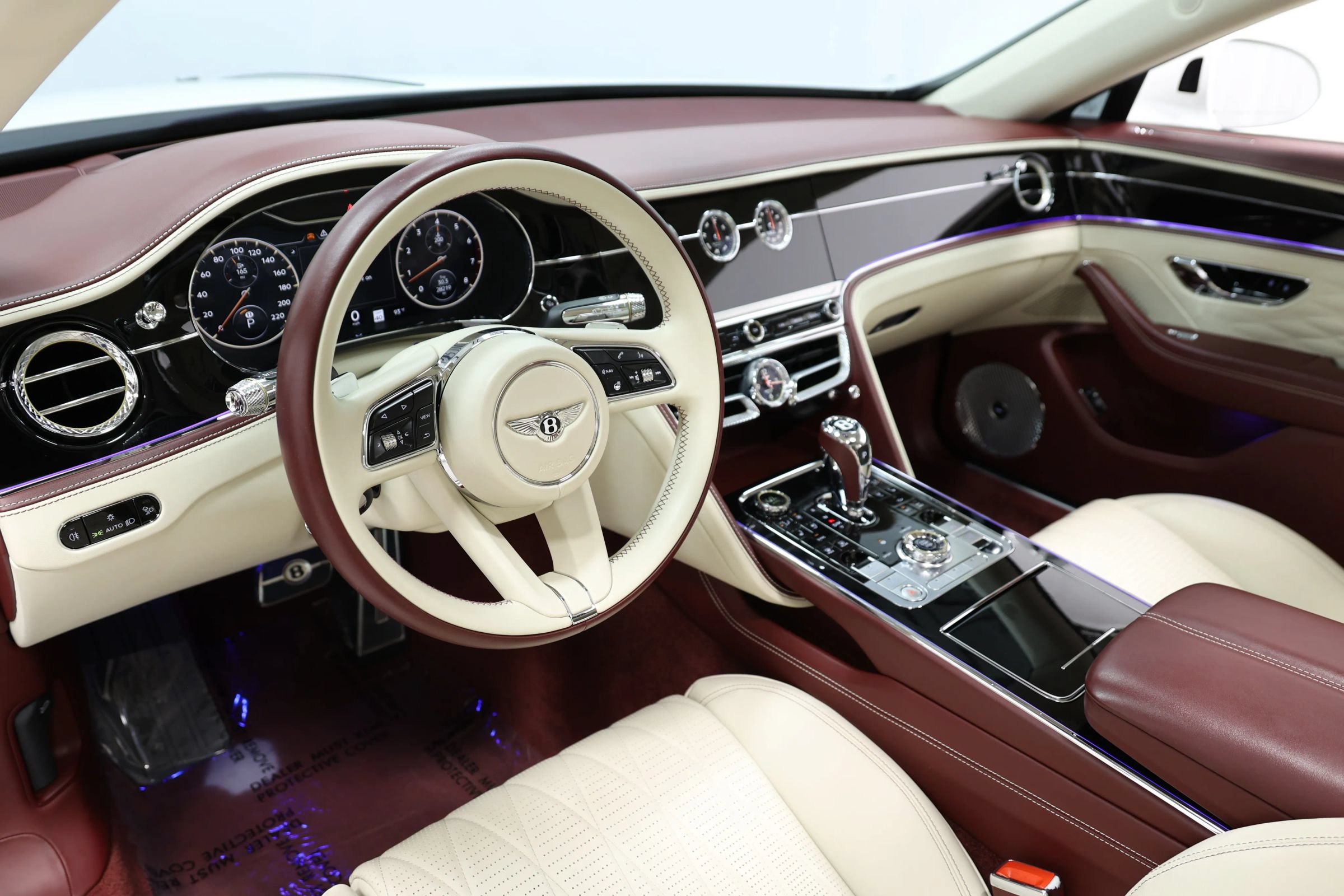Used 2022 Bentley Flying Spur W12 AWD/4WD image 29