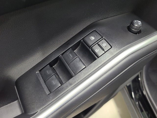Used 2026 Toyota Highlander XLE AWD/4WD image 20