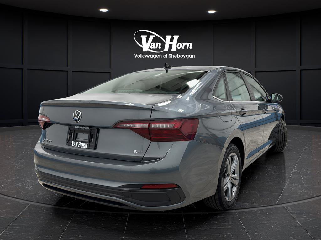 Used 2023 Volkswagen Jetta SE FWD image 7
