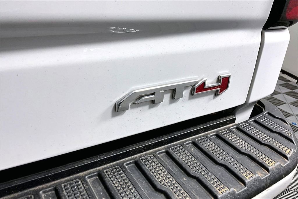 Used 2025 GMC Sierra 1500 AT4 w/ AT4 Premium Package AWD/4WD image 20