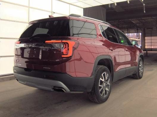 Used 2023 GMC Acadia SLE w/ Driver Convenience Package image 4
