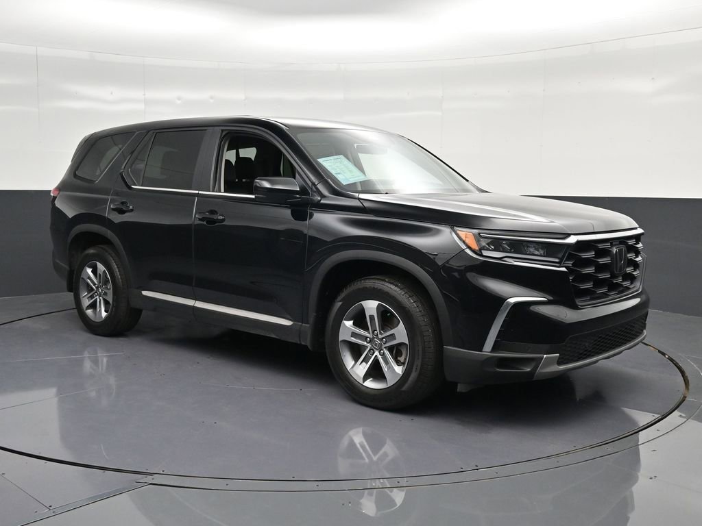 Used 2025 Honda Pilot EX-L image 5