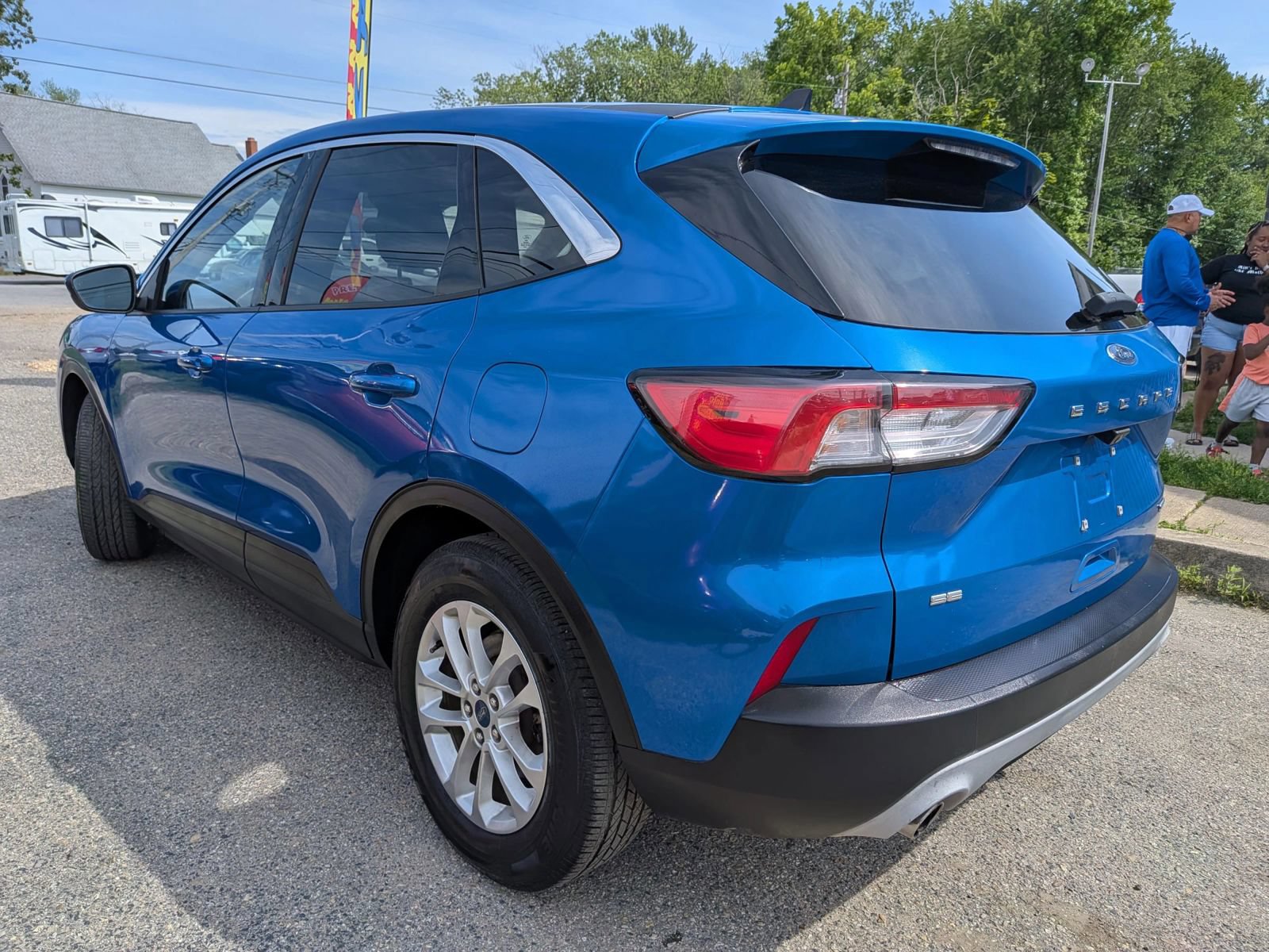 Used 2020 Ford Escape SE FWD image 4