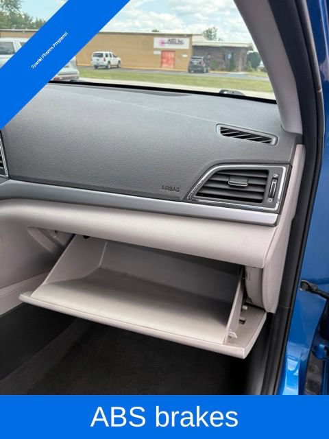 Used 2018 Hyundai Elantra SEL FWD image 32