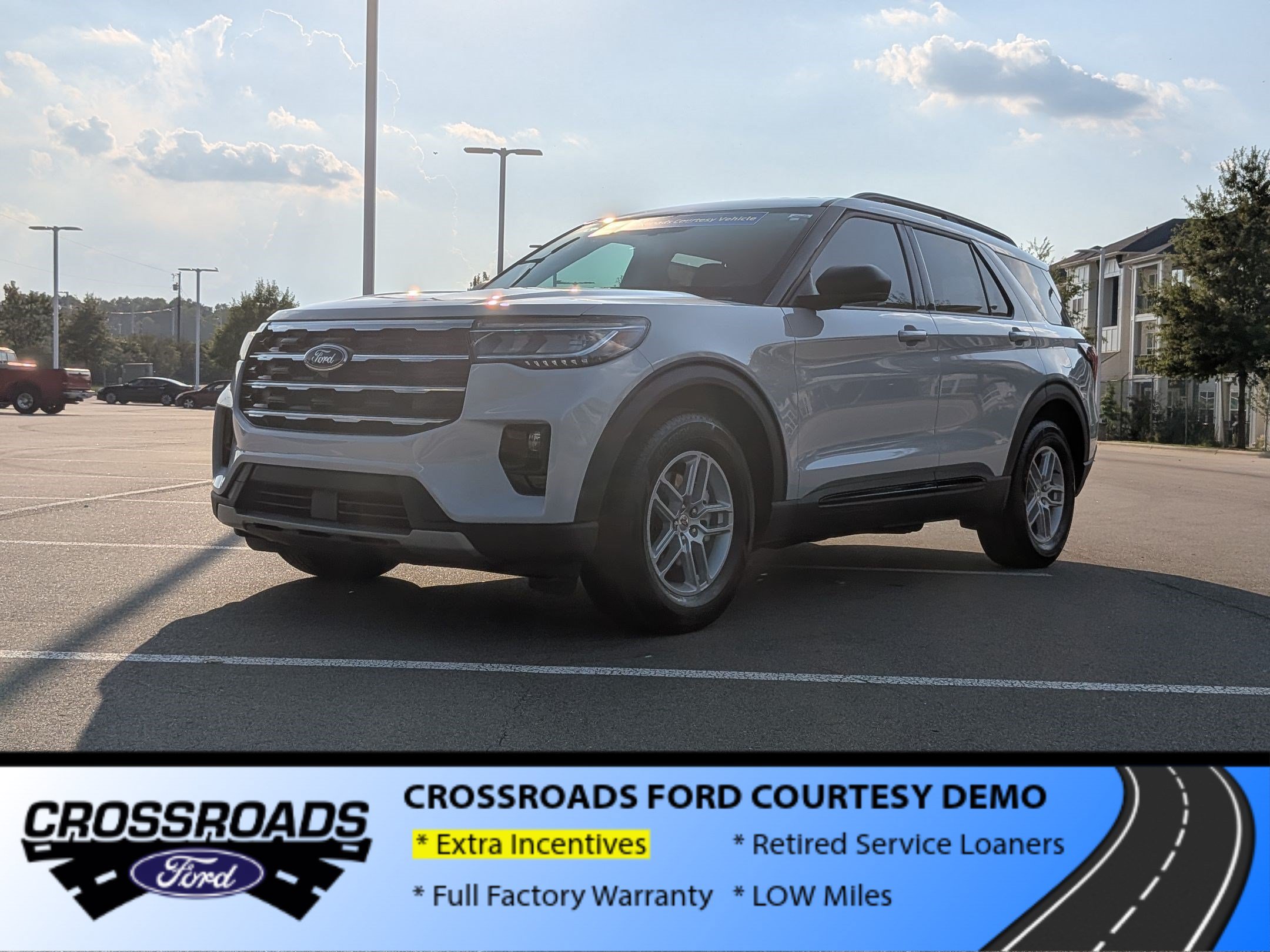 New 2026 Ford Explorer Active w/ Active Comfort Package RWD image 8