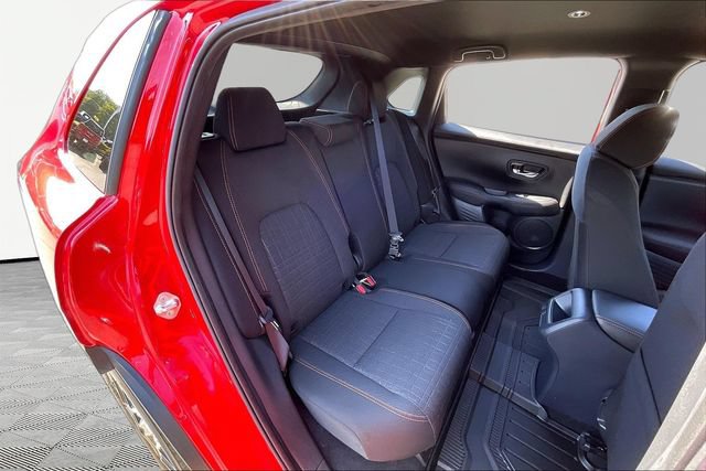 Used 2025 Honda HR-V Sport image 17