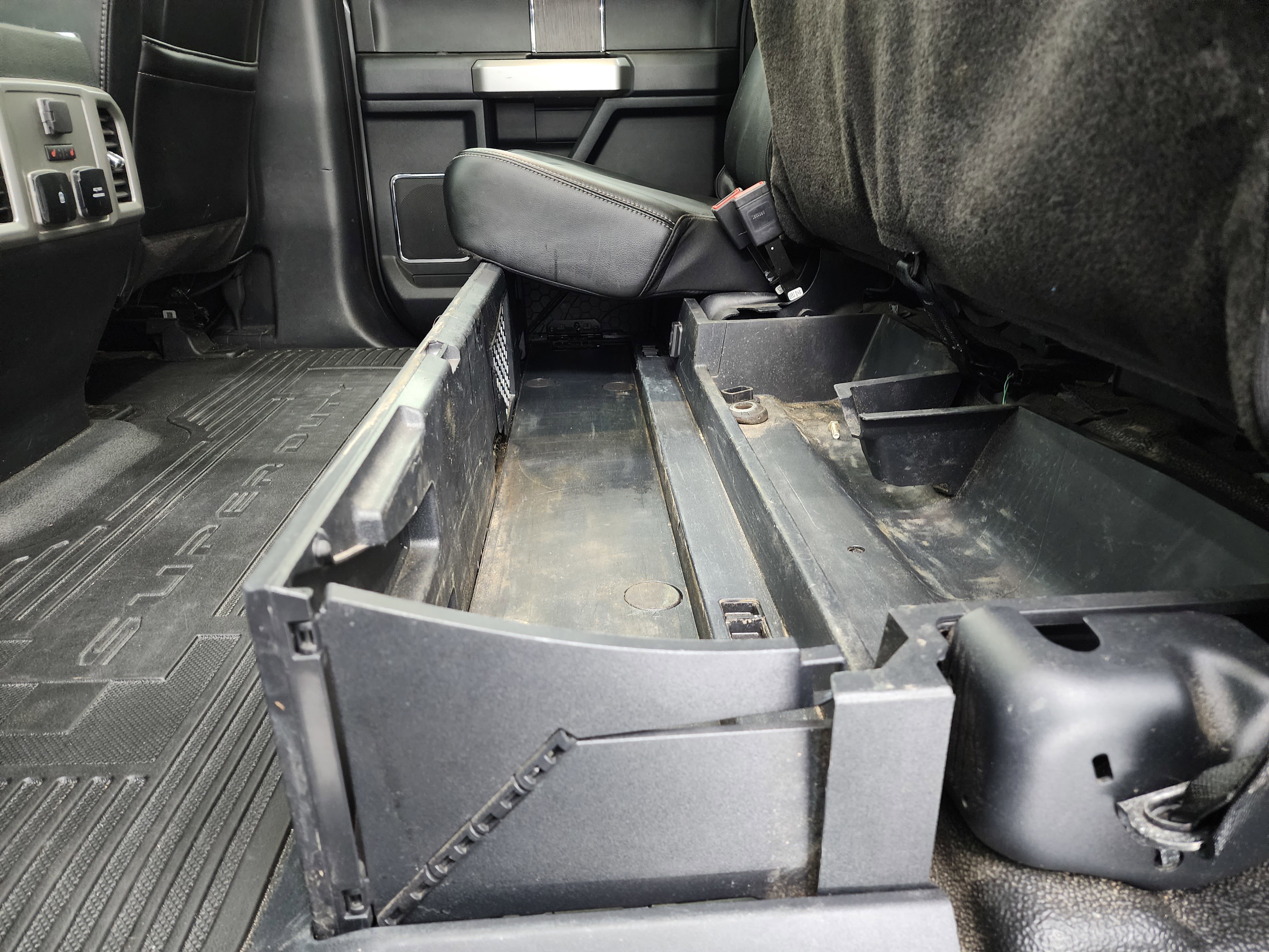 Used 2021 Ford F250 Lariat image 39