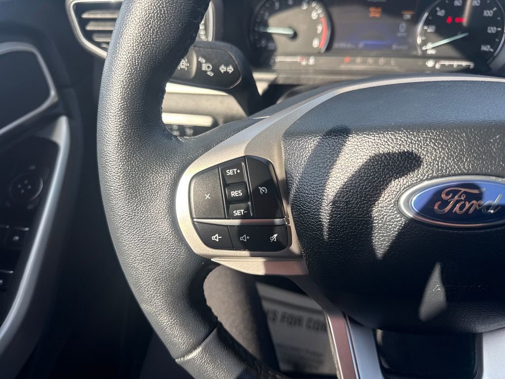 Used 2023 Ford Explorer XLT w/ Equipment Group 202A image 38