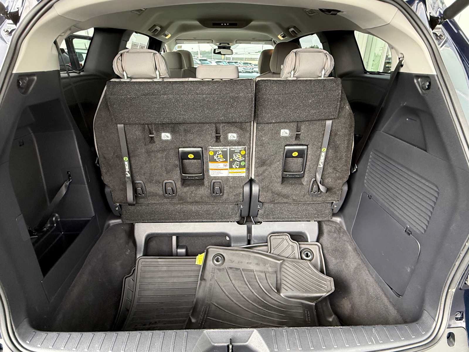 Certified 2026 Toyota Sienna LE AWD/4WD image 32