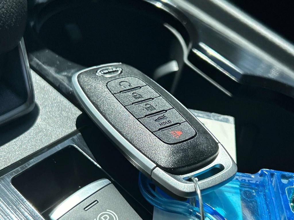New 2026 Nissan Rogue SV AWD/4WD image 35