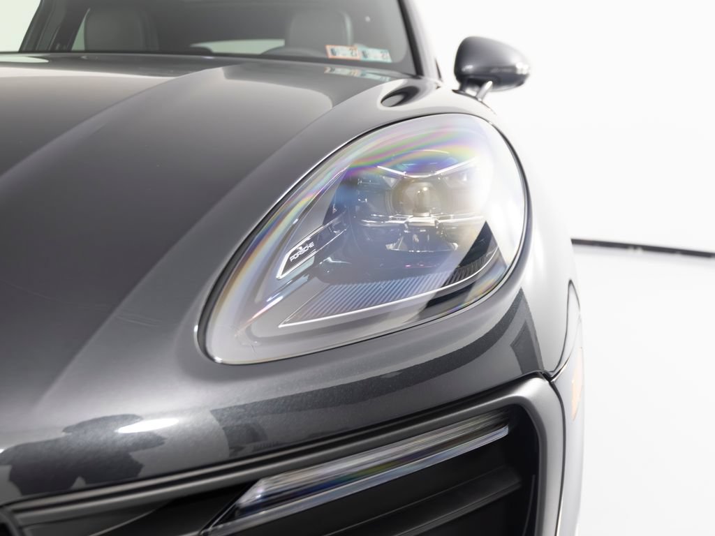 New 2026 Porsche Macan AWD/4WD image 41