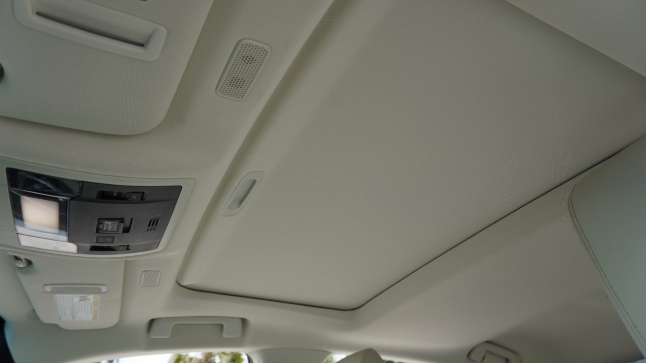 Certified 2023 Lexus ES 350 w/ Premium Package image 26